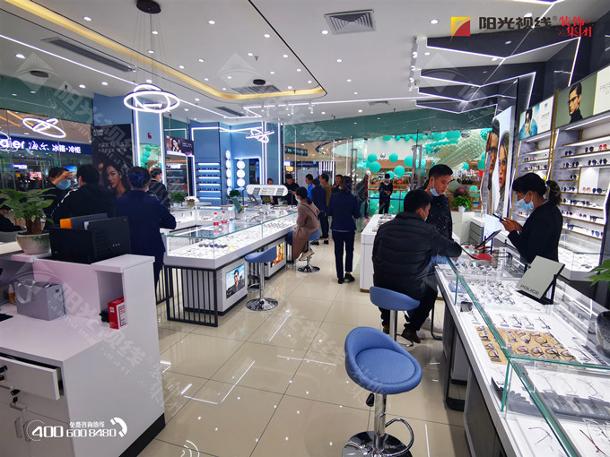 快時尚眼鏡店與傳統眼鏡店有什么不同？