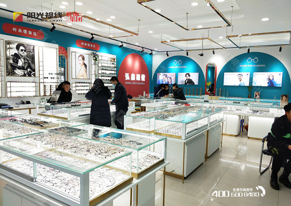 商場眼鏡店裝修要注意什么？商場眼鏡店怎么裝修？