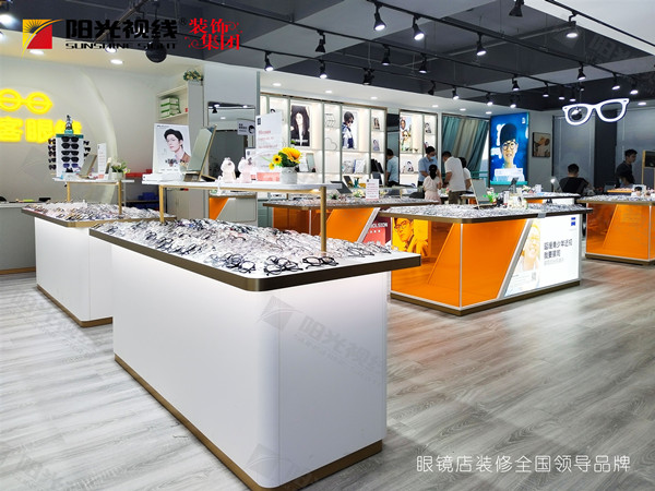 烤漆眼鏡展柜怎么樣，有什么特點？